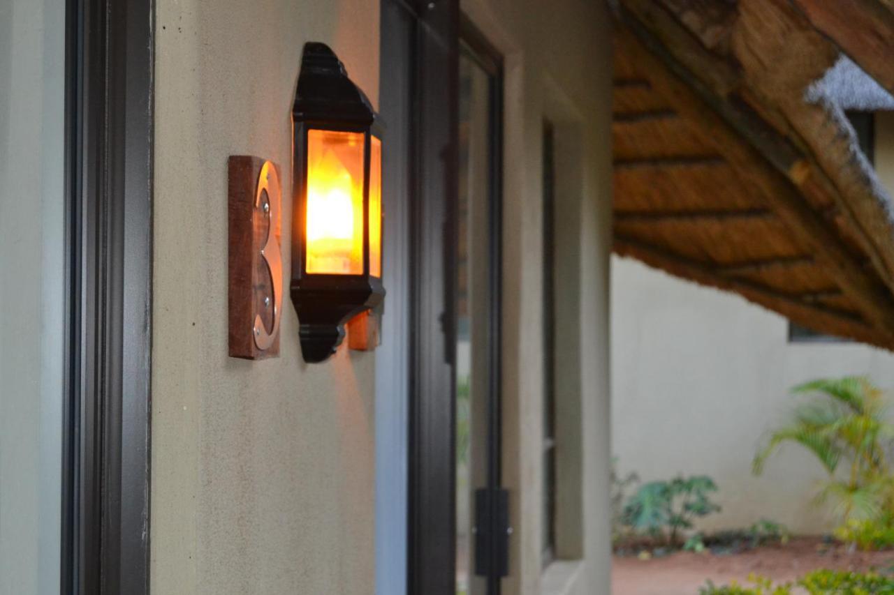 Chobe Sunset Chalets Lesoma Exterior foto