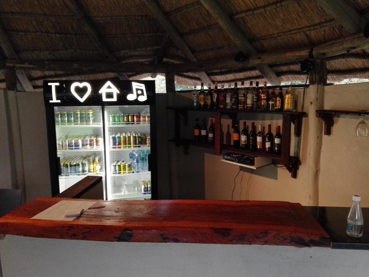 Chobe Sunset Chalets Lesoma Exterior foto