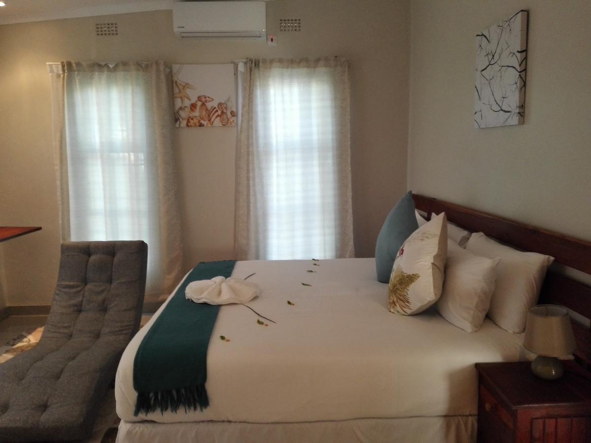 Chobe Sunset Chalets Lesoma Exterior foto