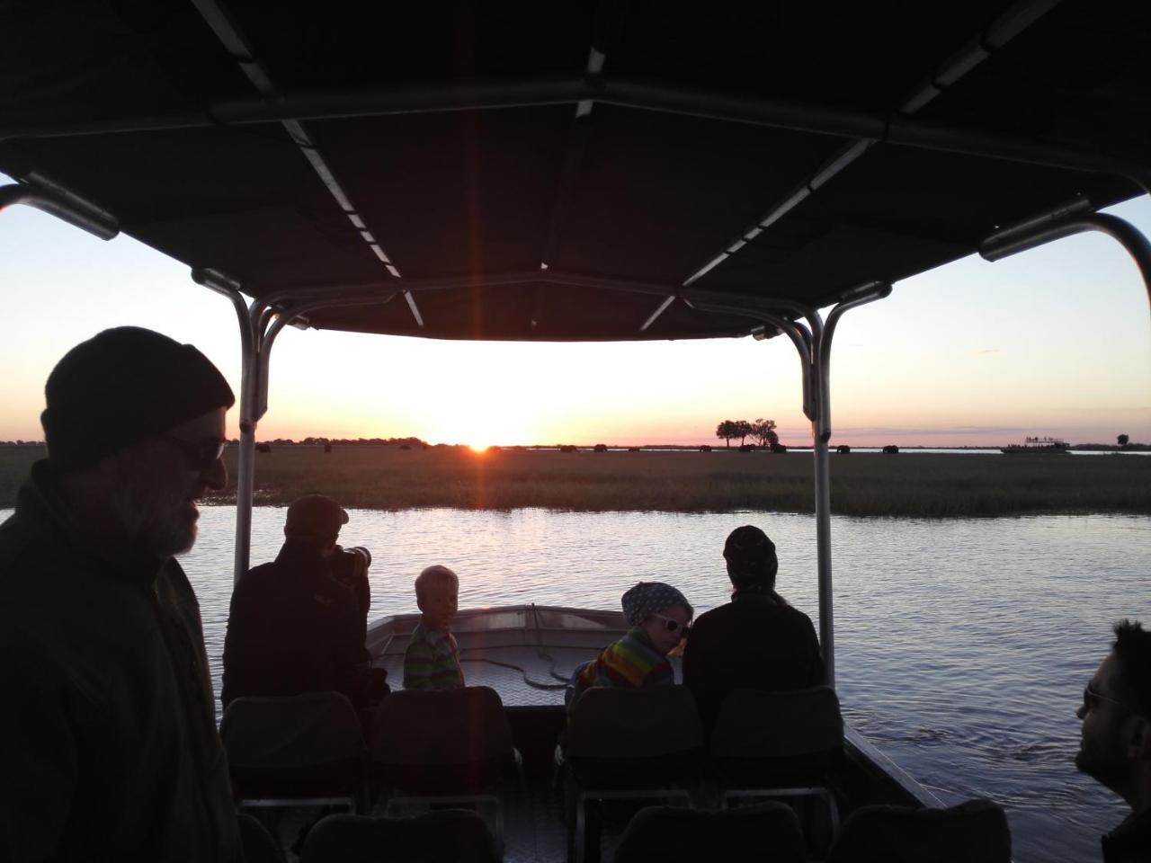 Chobe Sunset Chalets Lesoma Exterior foto