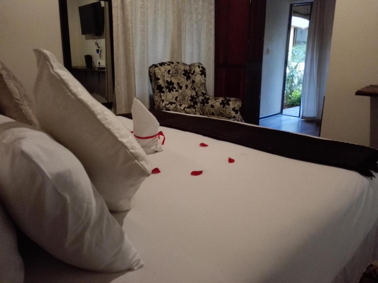 Chobe Sunset Chalets Lesoma Exterior foto