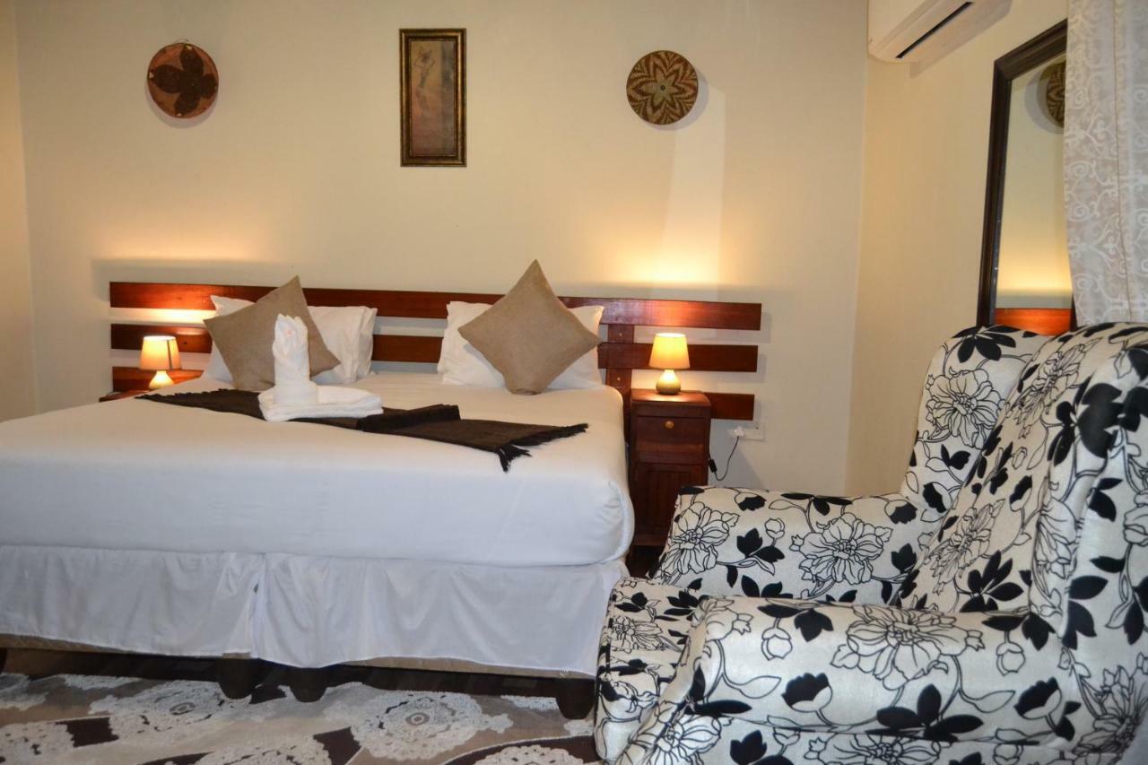 Chobe Sunset Chalets Lesoma Exterior foto
